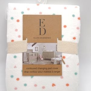ED Ellen DeGeneres Contoured Changing Pad COVER Hearts and dots white NEW
